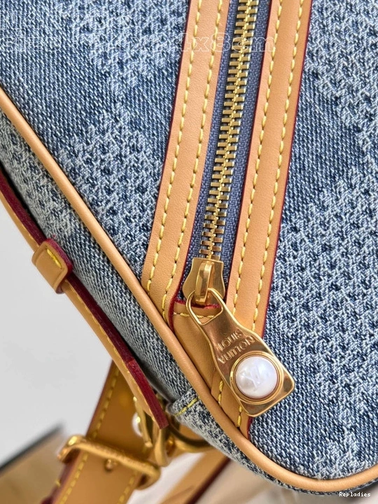 Rep ladies VUITTON Messenger-24*24*8CM Chess LOUIS 0711